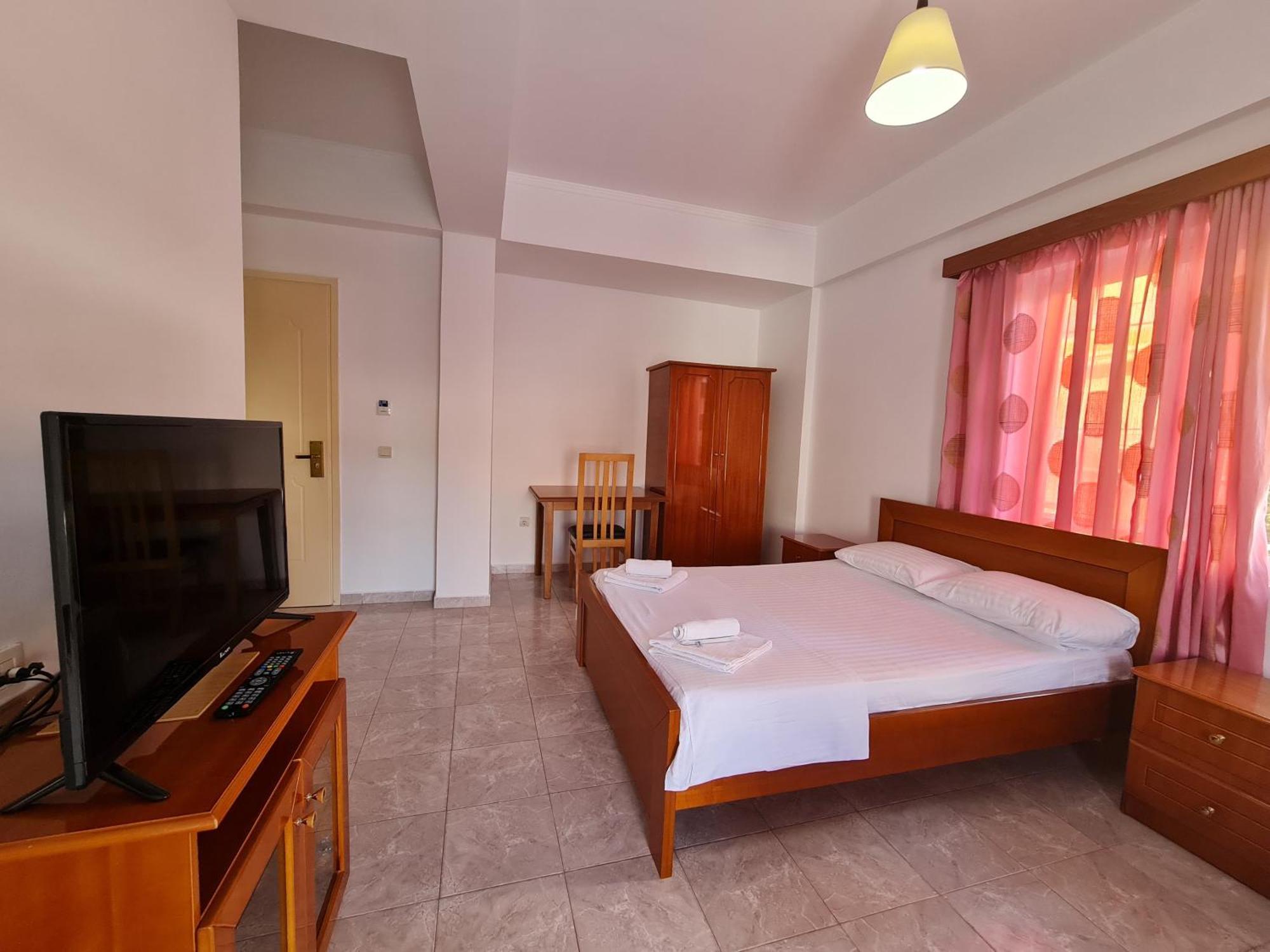 City Center Gjordeni Apartments Εξαμίλιο Εξωτερικό φωτογραφία