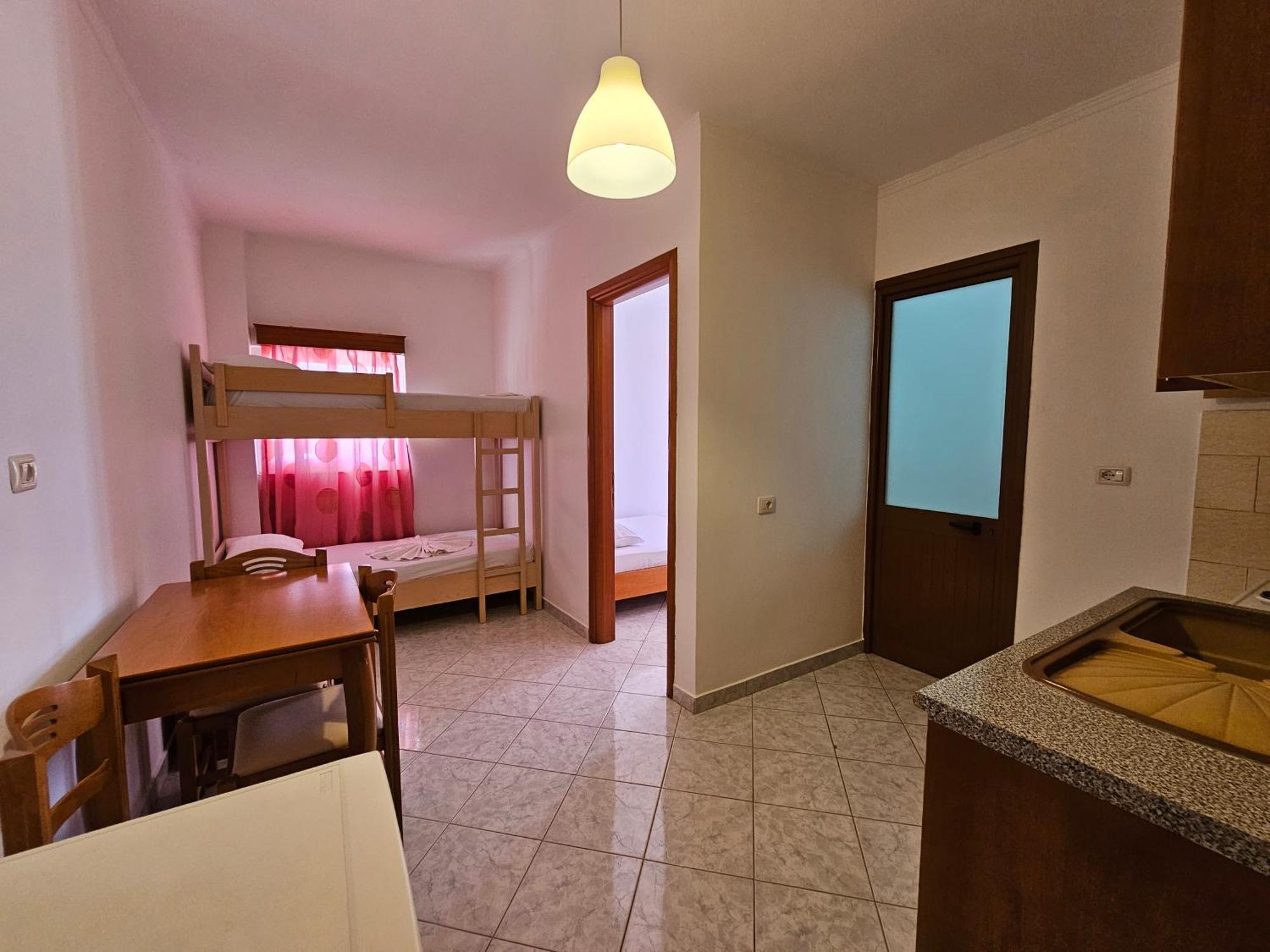 City Center Gjordeni Apartments Εξαμίλιο Εξωτερικό φωτογραφία