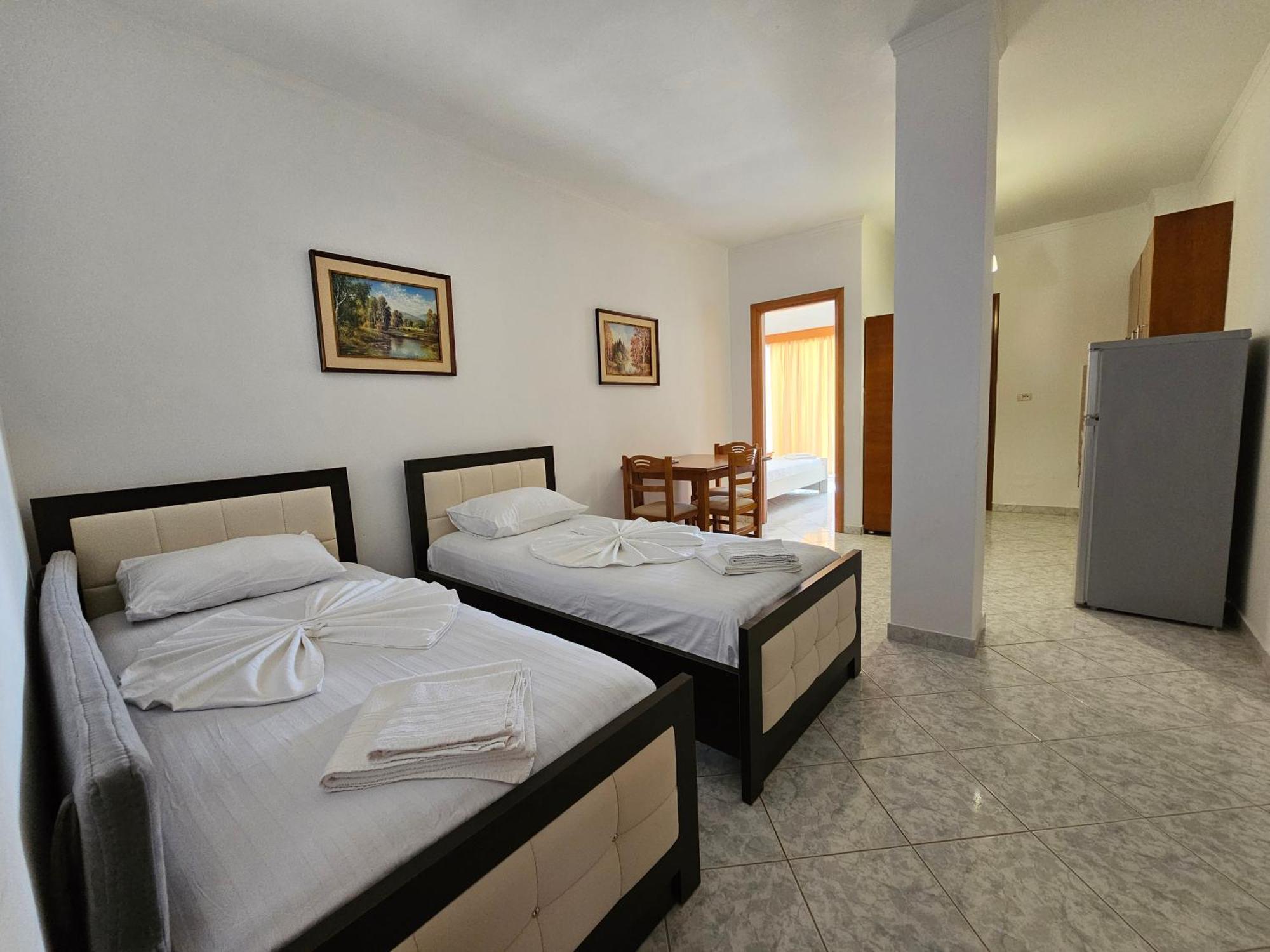 City Center Gjordeni Apartments Εξαμίλιο Εξωτερικό φωτογραφία