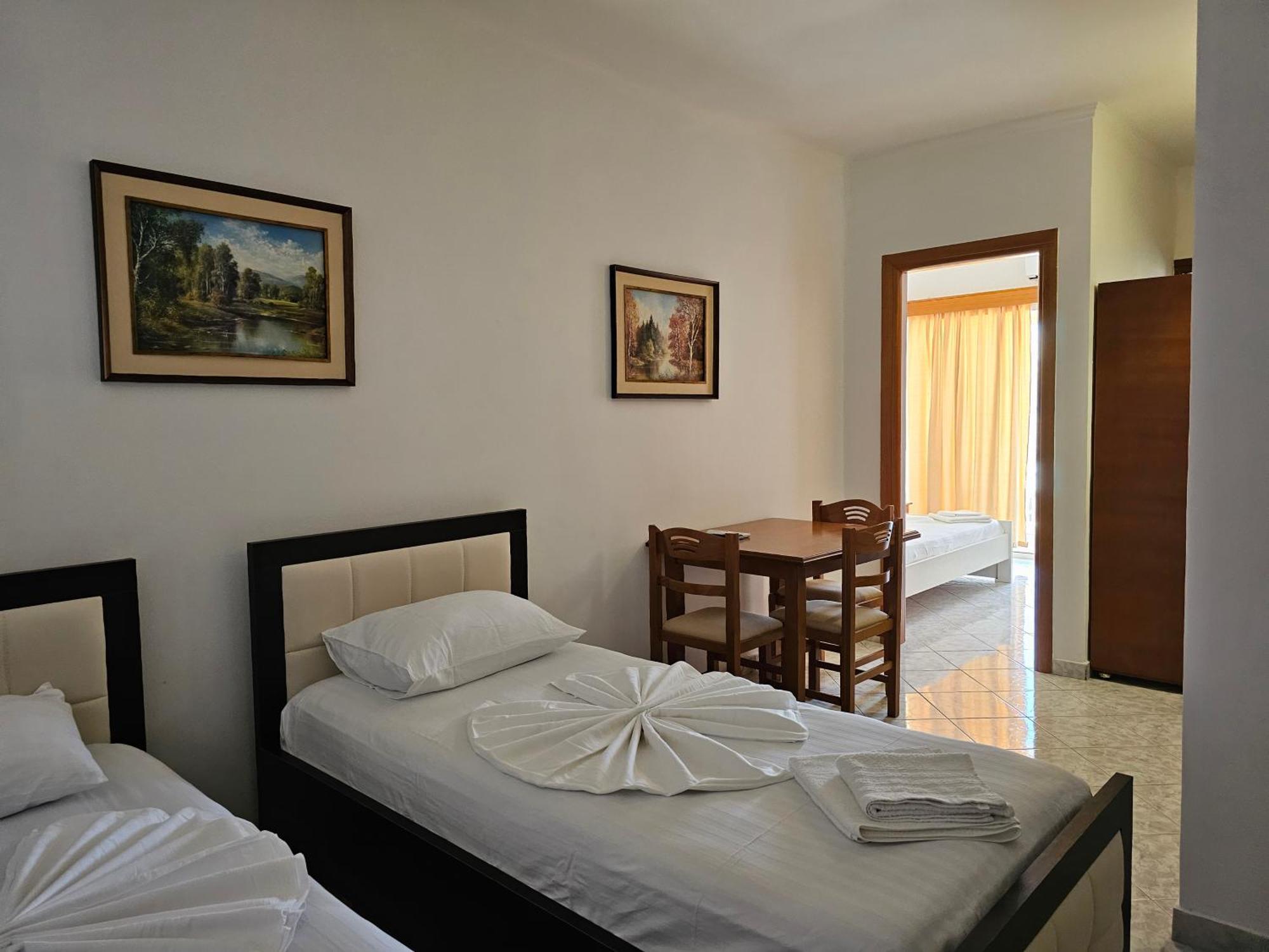City Center Gjordeni Apartments Εξαμίλιο Εξωτερικό φωτογραφία